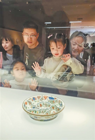 赛事前瞻：深度解析强队战术布局，洞悉各队近期状态，助您精准把握比赛脉搏。 - aiyouxi